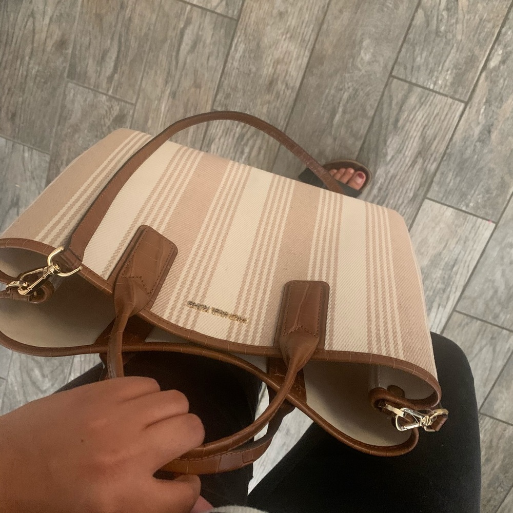 New Mk ♥️ medium tote Greenwich - Picture 12 of 13